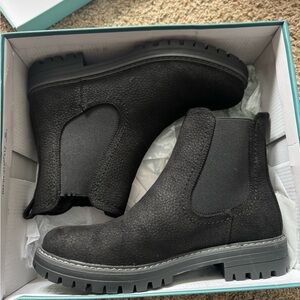 Cliffs by WHITE MOUNTAIN Black Textured Boots